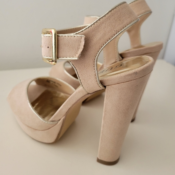 Blush Guess heels. Size 5 1/2. - Picture 6 of 7